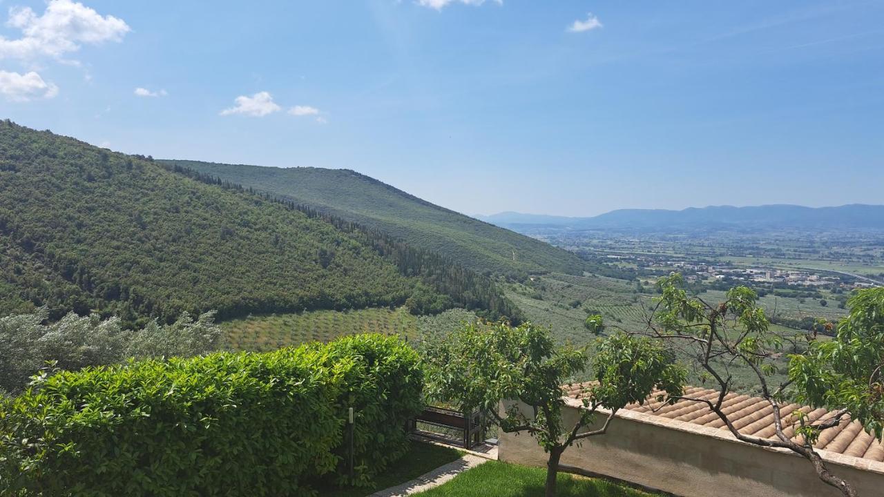Le Terrazze Di Cancellara Foligno Exterior foto